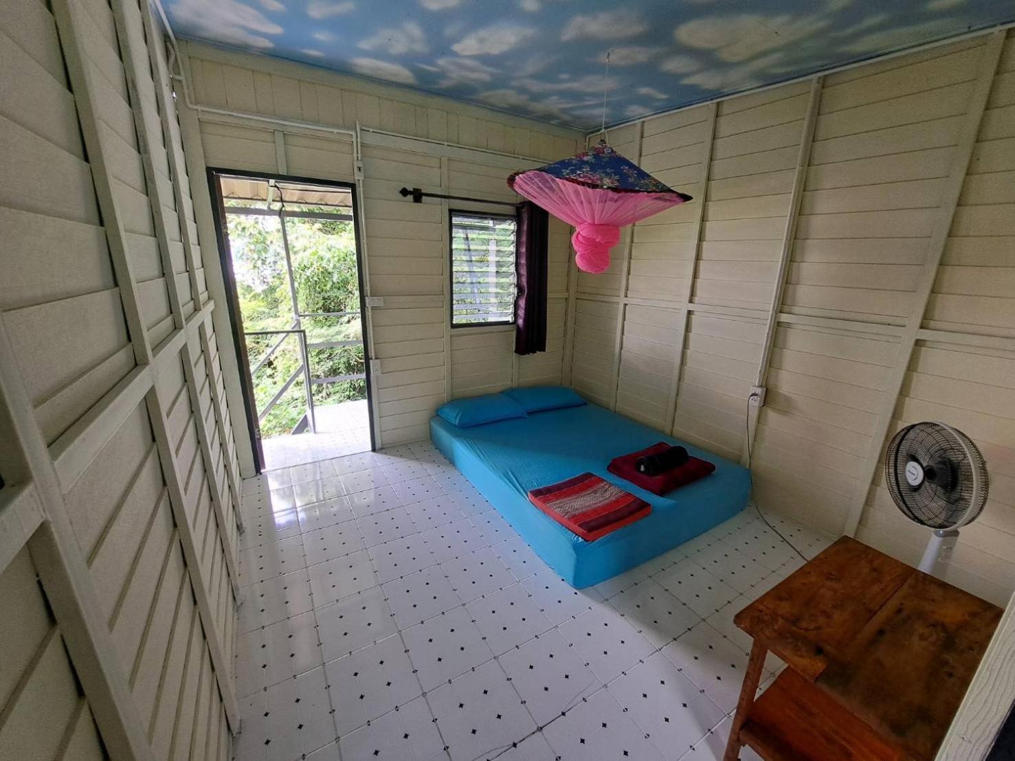 Neeno Hut Koh Chang Værelse billede
